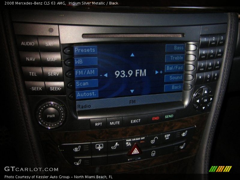 Controls of 2008 CLS 63 AMG