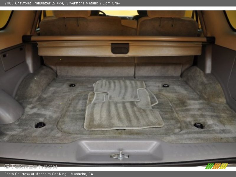 Silverstone Metallic / Light Gray 2005 Chevrolet TrailBlazer LS 4x4