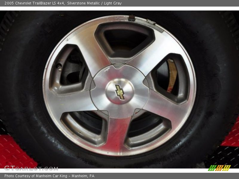Silverstone Metallic / Light Gray 2005 Chevrolet TrailBlazer LS 4x4