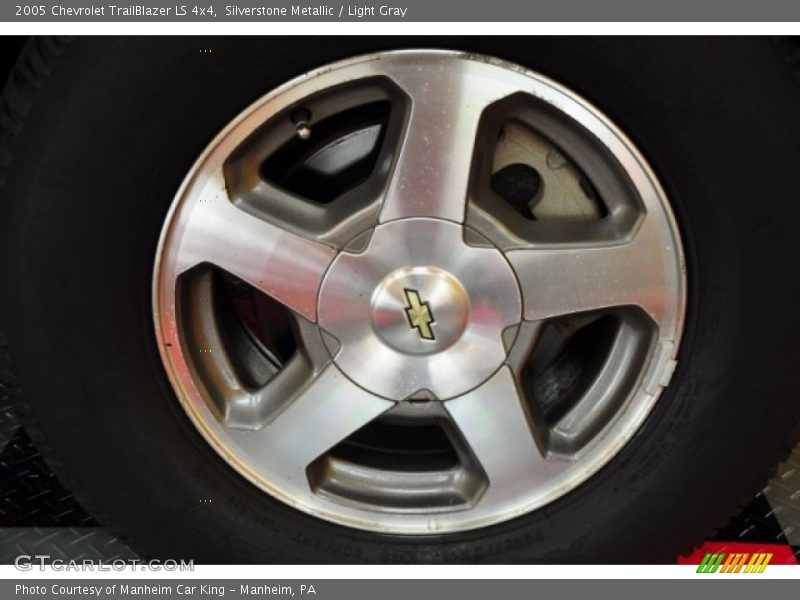 Silverstone Metallic / Light Gray 2005 Chevrolet TrailBlazer LS 4x4