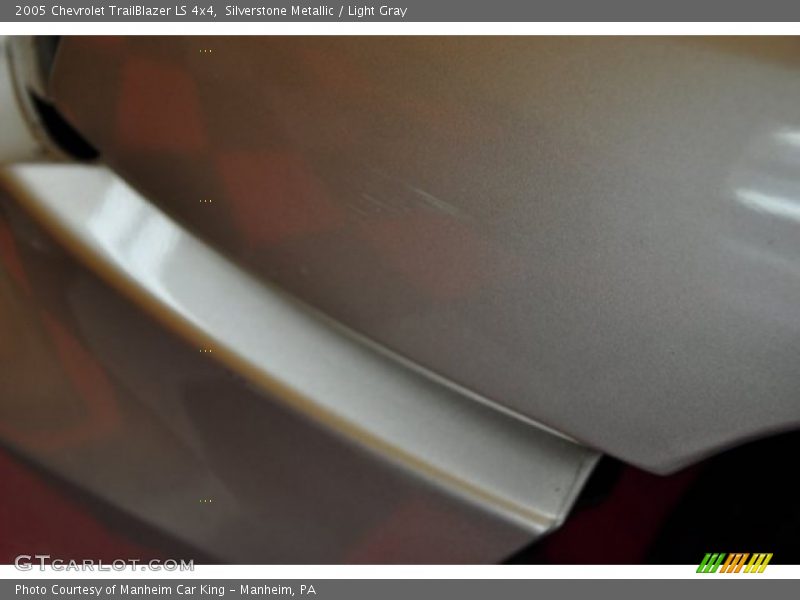 Silverstone Metallic / Light Gray 2005 Chevrolet TrailBlazer LS 4x4