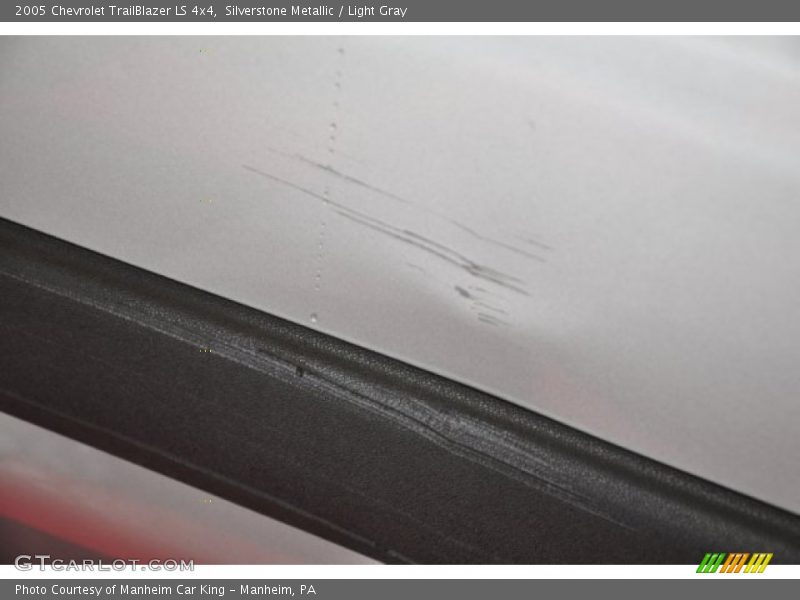 Silverstone Metallic / Light Gray 2005 Chevrolet TrailBlazer LS 4x4