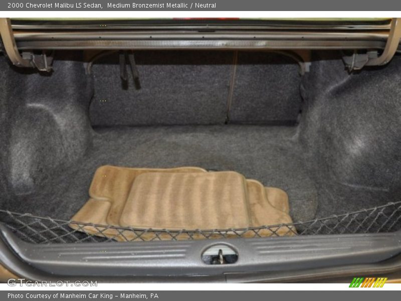 Medium Bronzemist Metallic / Neutral 2000 Chevrolet Malibu LS Sedan