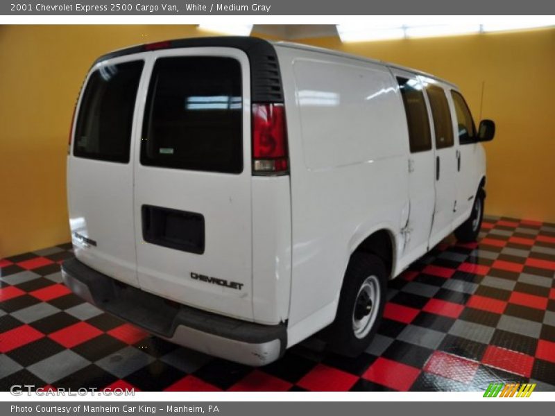 White / Medium Gray 2001 Chevrolet Express 2500 Cargo Van