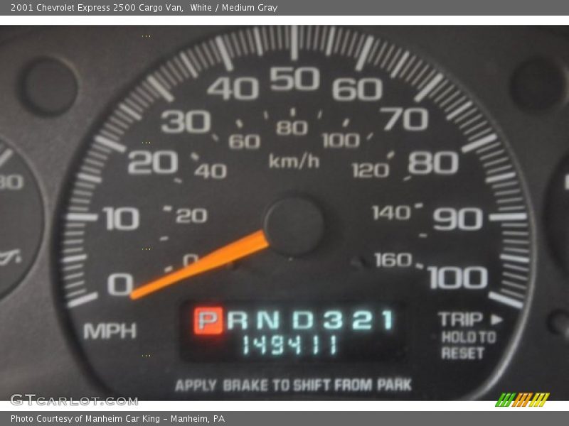 White / Medium Gray 2001 Chevrolet Express 2500 Cargo Van