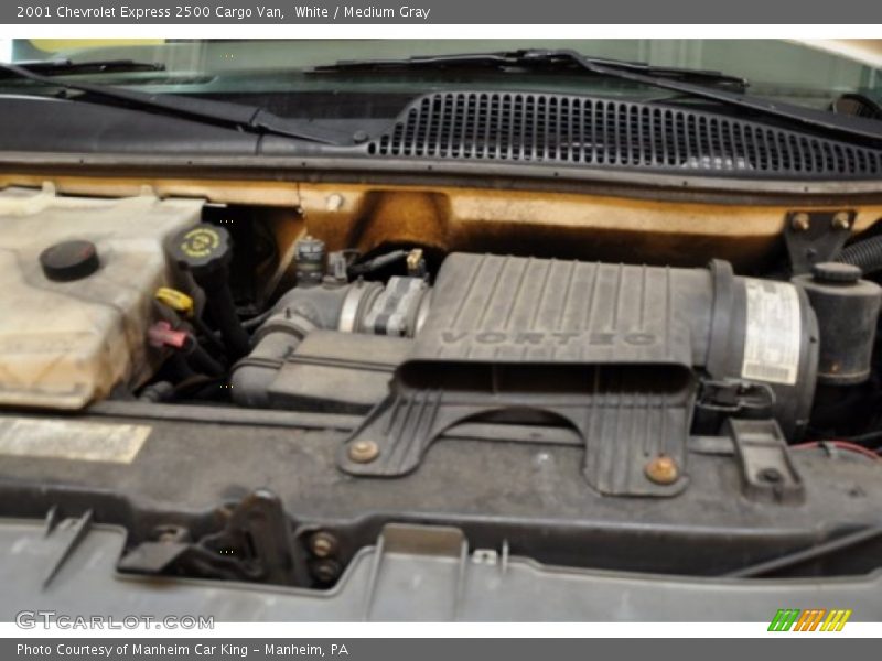 White / Medium Gray 2001 Chevrolet Express 2500 Cargo Van