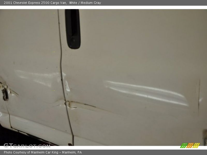 White / Medium Gray 2001 Chevrolet Express 2500 Cargo Van