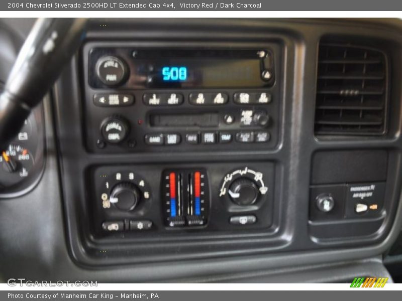 Victory Red / Dark Charcoal 2004 Chevrolet Silverado 2500HD LT Extended Cab 4x4