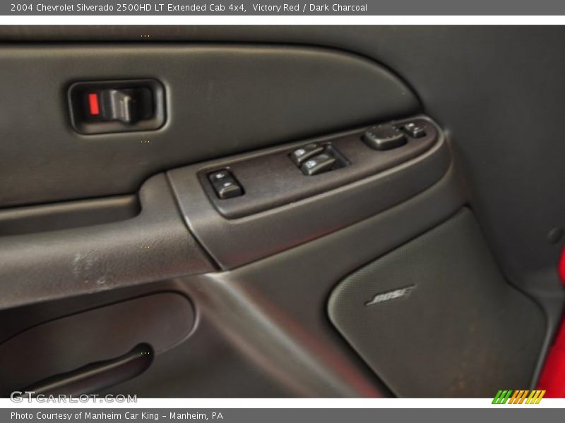 Victory Red / Dark Charcoal 2004 Chevrolet Silverado 2500HD LT Extended Cab 4x4