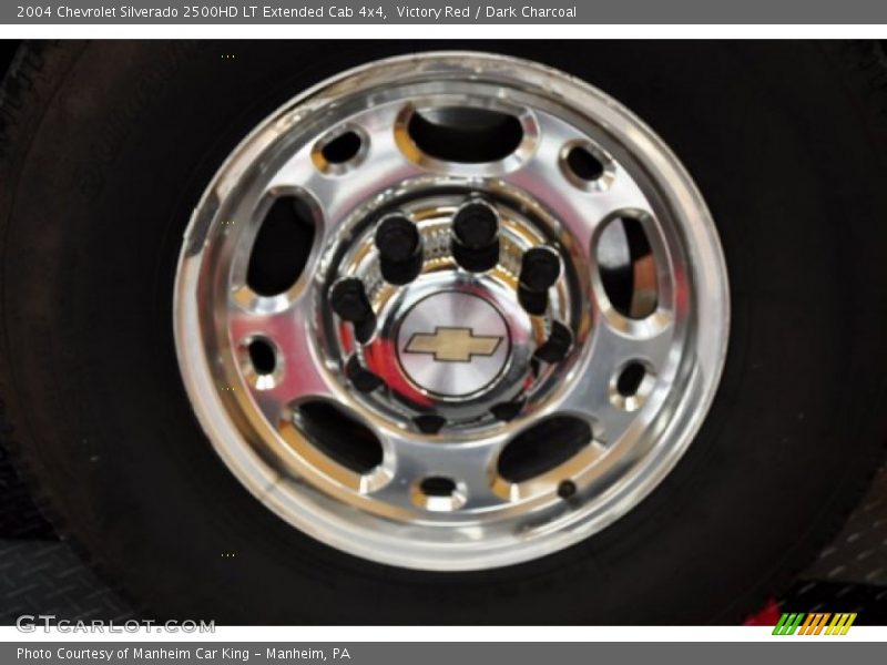 Victory Red / Dark Charcoal 2004 Chevrolet Silverado 2500HD LT Extended Cab 4x4