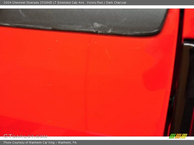 Victory Red / Dark Charcoal 2004 Chevrolet Silverado 2500HD LT Extended Cab 4x4