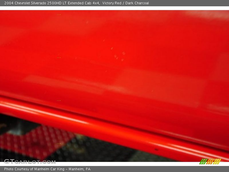 Victory Red / Dark Charcoal 2004 Chevrolet Silverado 2500HD LT Extended Cab 4x4