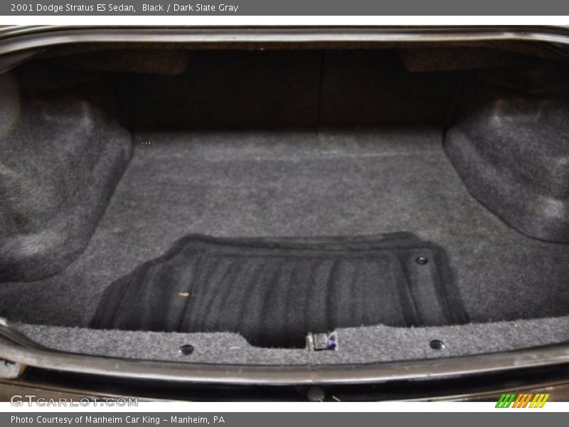 Black / Dark Slate Gray 2001 Dodge Stratus ES Sedan