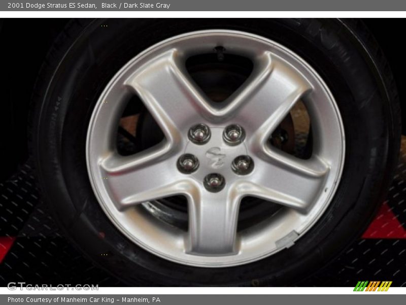 Black / Dark Slate Gray 2001 Dodge Stratus ES Sedan