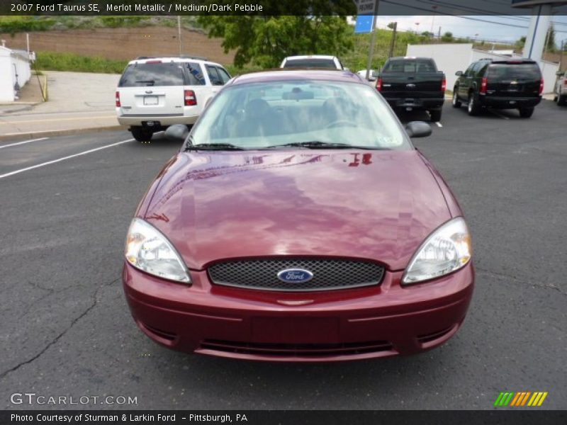 Merlot Metallic / Medium/Dark Pebble 2007 Ford Taurus SE