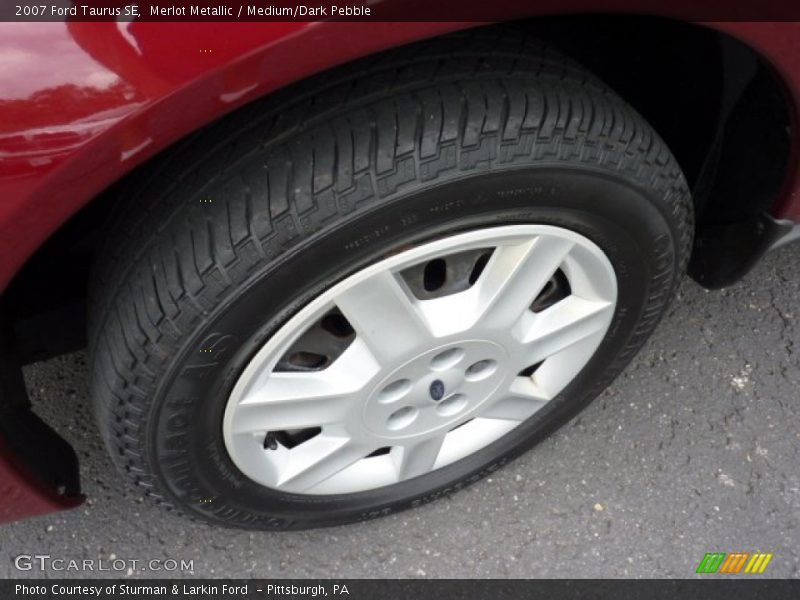Merlot Metallic / Medium/Dark Pebble 2007 Ford Taurus SE