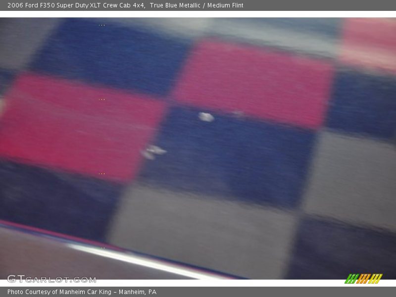 True Blue Metallic / Medium Flint 2006 Ford F350 Super Duty XLT Crew Cab 4x4
