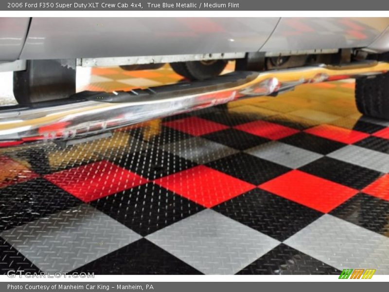 True Blue Metallic / Medium Flint 2006 Ford F350 Super Duty XLT Crew Cab 4x4