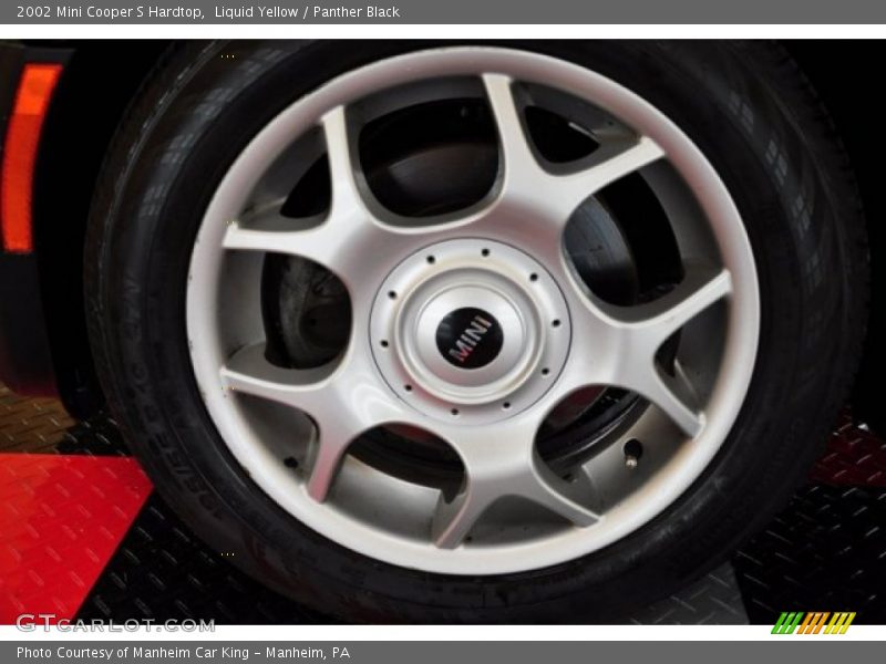  2002 Cooper S Hardtop Wheel