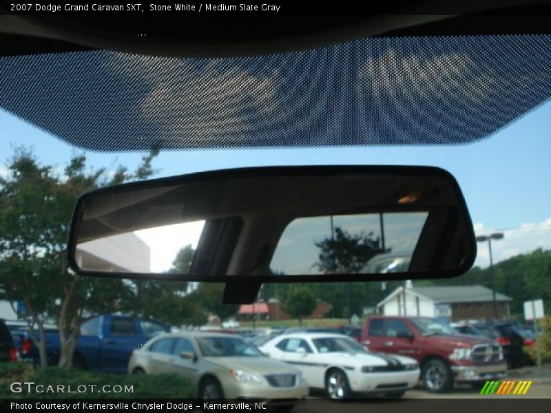 Stone White / Medium Slate Gray 2007 Dodge Grand Caravan SXT