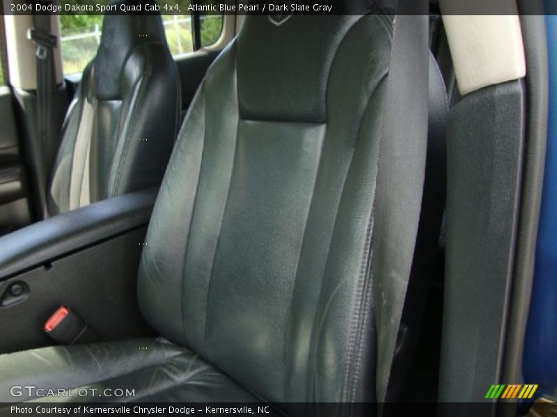 Atlantic Blue Pearl / Dark Slate Gray 2004 Dodge Dakota Sport Quad Cab 4x4