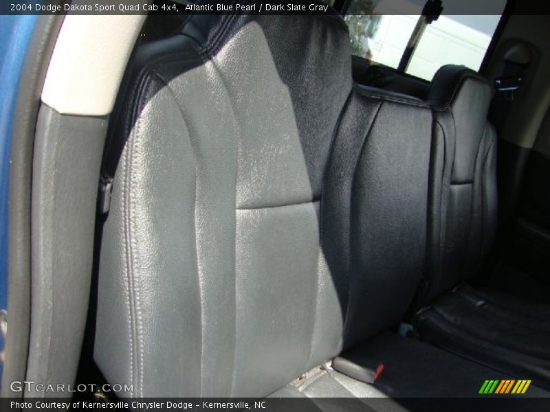 Atlantic Blue Pearl / Dark Slate Gray 2004 Dodge Dakota Sport Quad Cab 4x4