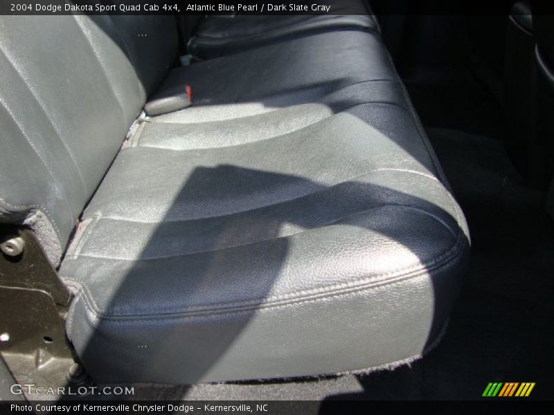 Atlantic Blue Pearl / Dark Slate Gray 2004 Dodge Dakota Sport Quad Cab 4x4