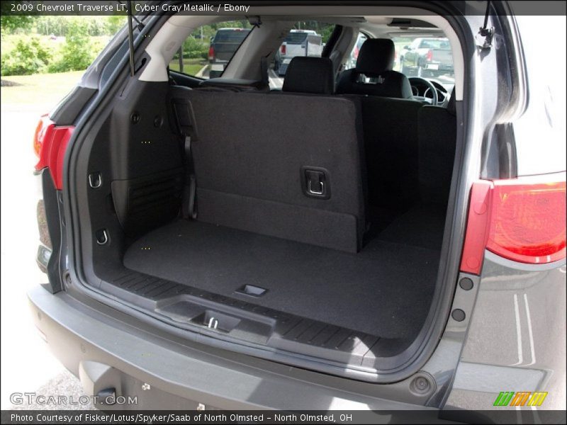 Cyber Gray Metallic / Ebony 2009 Chevrolet Traverse LT