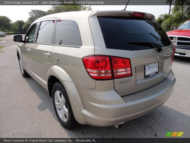Light Sandstone Metallic / Pastel Pebble Beige 2009 Dodge Journey SXT