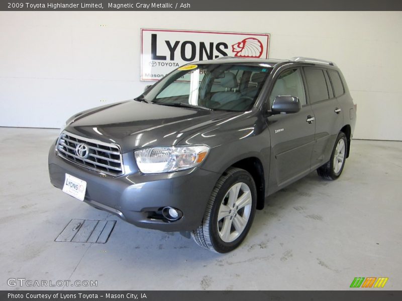 Magnetic Gray Metallic / Ash 2009 Toyota Highlander Limited