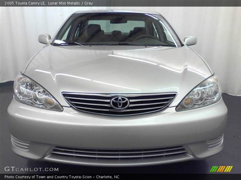 Lunar Mist Metallic / Gray 2005 Toyota Camry LE