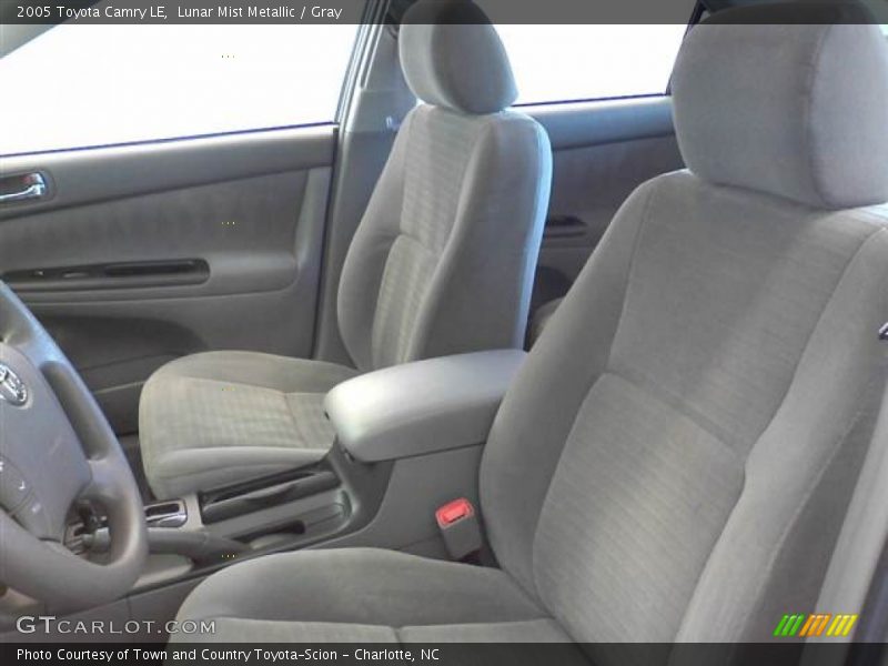 Lunar Mist Metallic / Gray 2005 Toyota Camry LE
