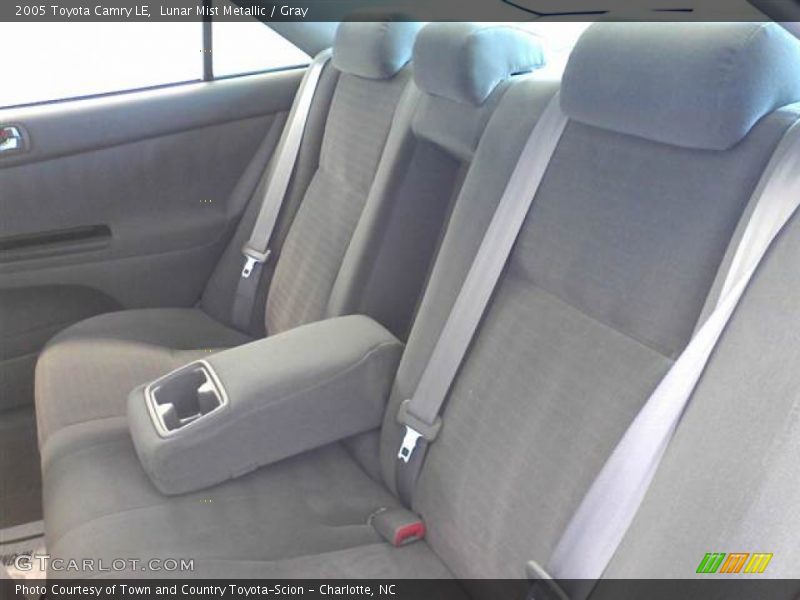 Lunar Mist Metallic / Gray 2005 Toyota Camry LE