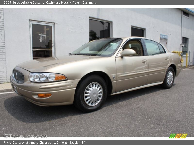 Front 3/4 View of 2005 LeSabre Custom