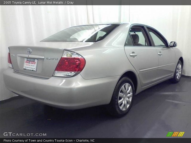 Lunar Mist Metallic / Gray 2005 Toyota Camry LE