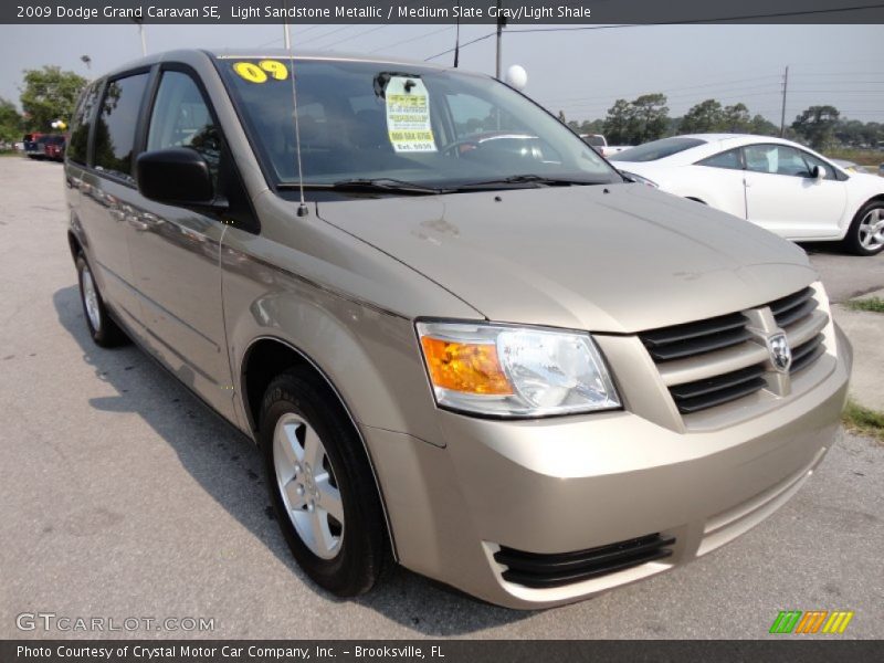 Light Sandstone Metallic / Medium Slate Gray/Light Shale 2009 Dodge Grand Caravan SE