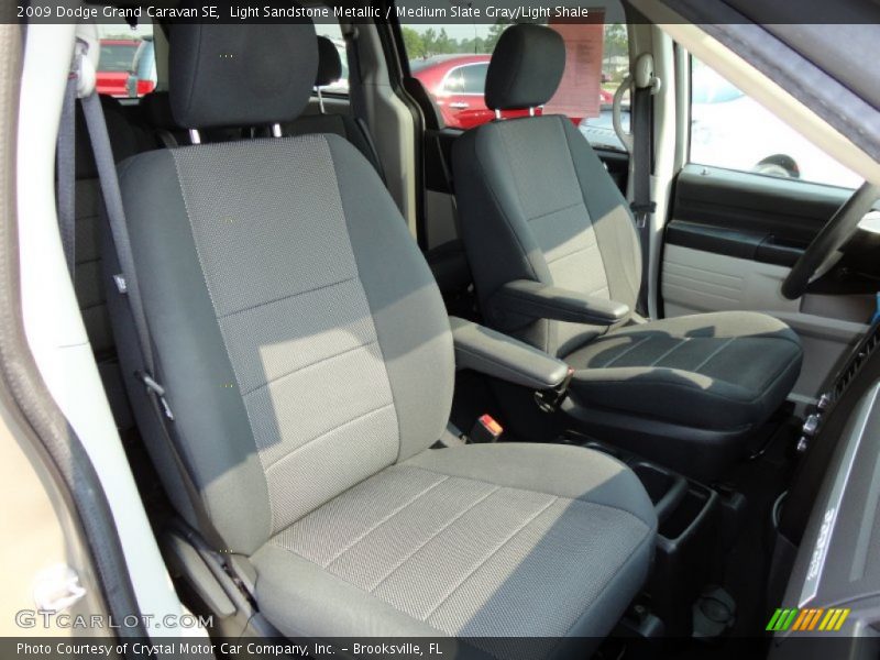 Light Sandstone Metallic / Medium Slate Gray/Light Shale 2009 Dodge Grand Caravan SE