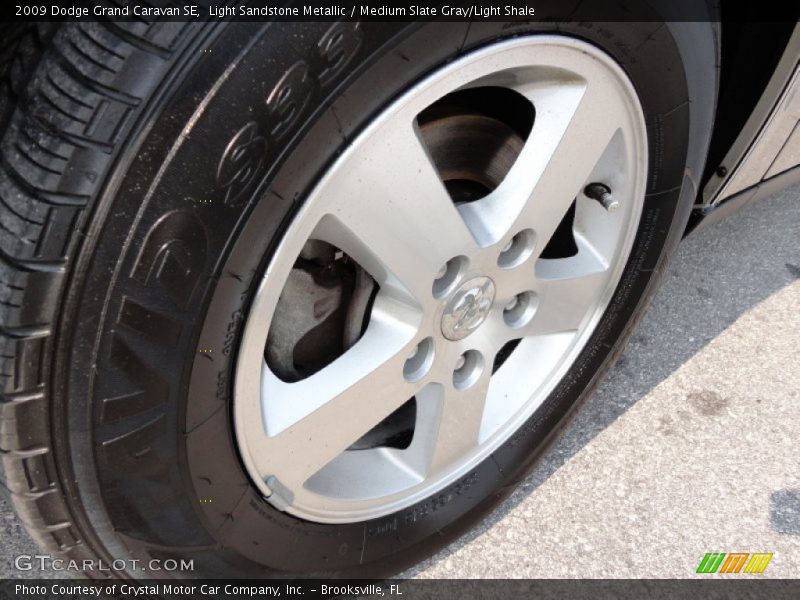 Light Sandstone Metallic / Medium Slate Gray/Light Shale 2009 Dodge Grand Caravan SE