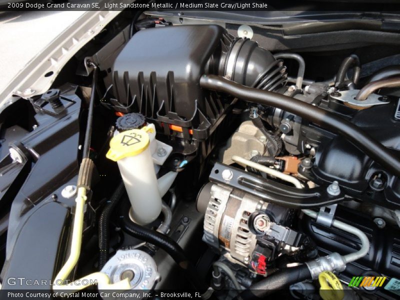 Light Sandstone Metallic / Medium Slate Gray/Light Shale 2009 Dodge Grand Caravan SE