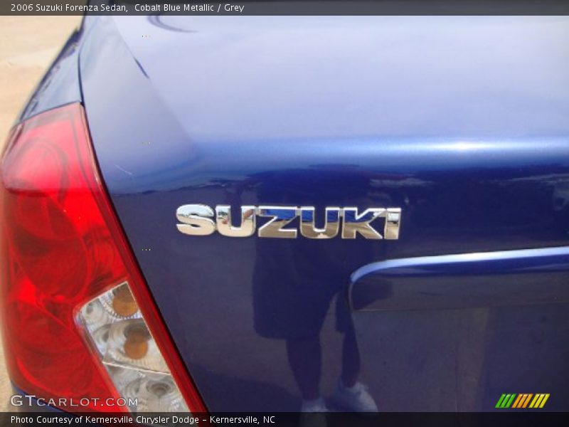 Cobalt Blue Metallic / Grey 2006 Suzuki Forenza Sedan