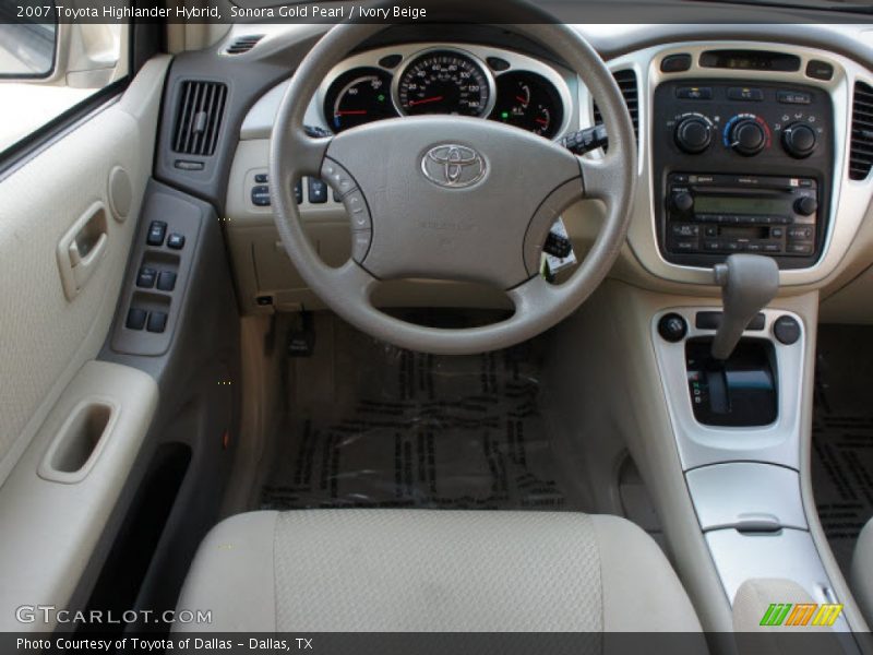 Dashboard of 2007 Highlander Hybrid