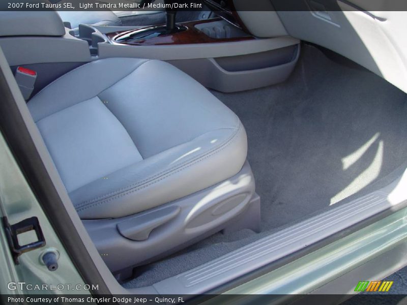 Light Tundra Metallic / Medium/Dark Flint 2007 Ford Taurus SEL