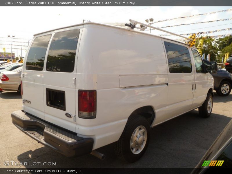 Oxford White / Medium Flint Grey 2007 Ford E Series Van E150 Commercial