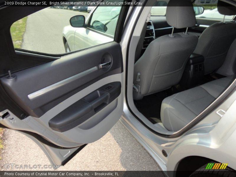 Bright Silver Metallic / Dark Slate Gray/Light Slate Gray 2009 Dodge Charger SE