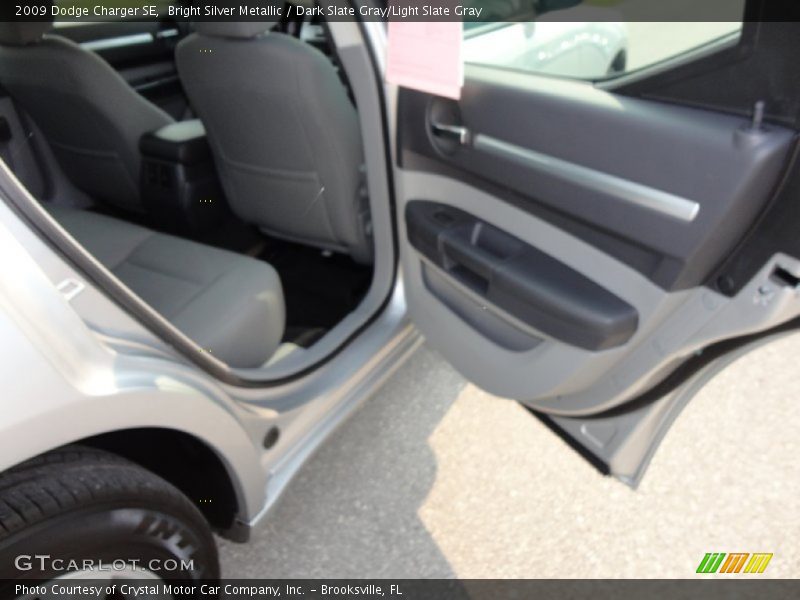 Bright Silver Metallic / Dark Slate Gray/Light Slate Gray 2009 Dodge Charger SE