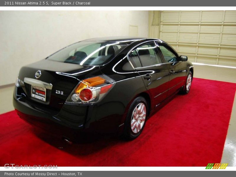 Super Black / Charcoal 2011 Nissan Altima 2.5 S