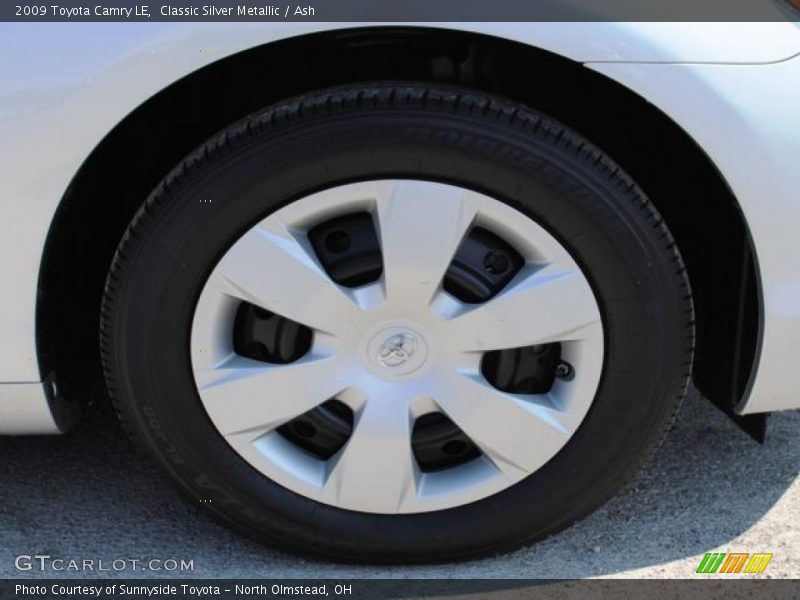 Classic Silver Metallic / Ash 2009 Toyota Camry LE