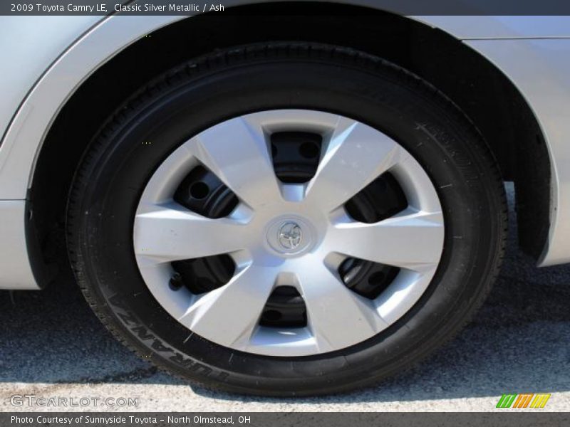 Classic Silver Metallic / Ash 2009 Toyota Camry LE