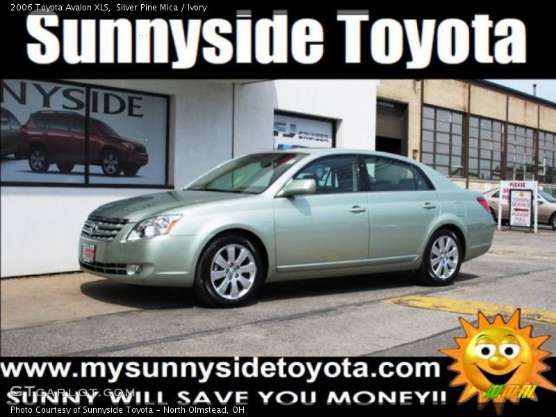 Silver Pine Mica / Ivory 2006 Toyota Avalon XLS