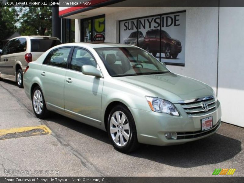 Silver Pine Mica / Ivory 2006 Toyota Avalon XLS